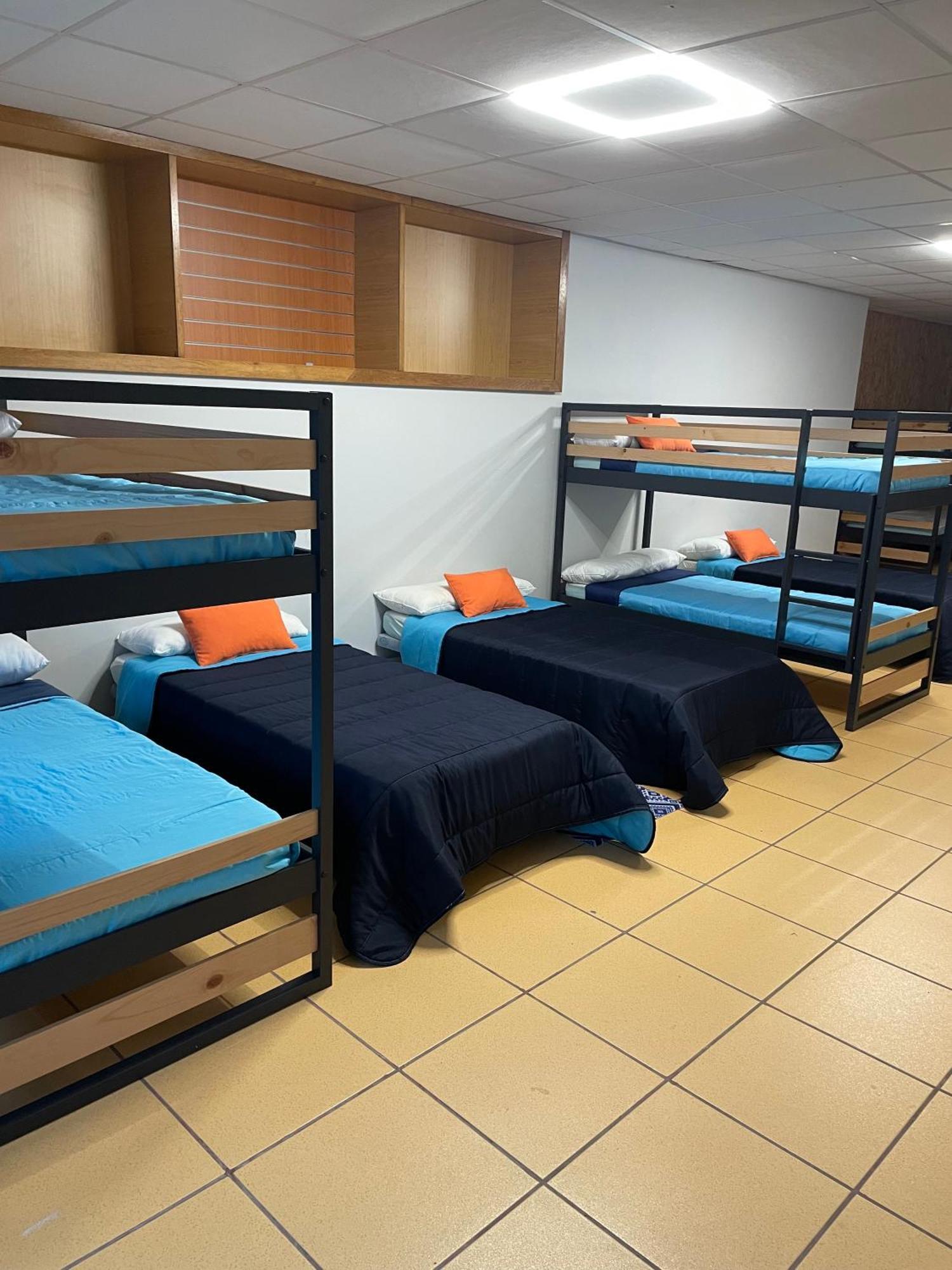 Hostel Cangas Luaran gambar