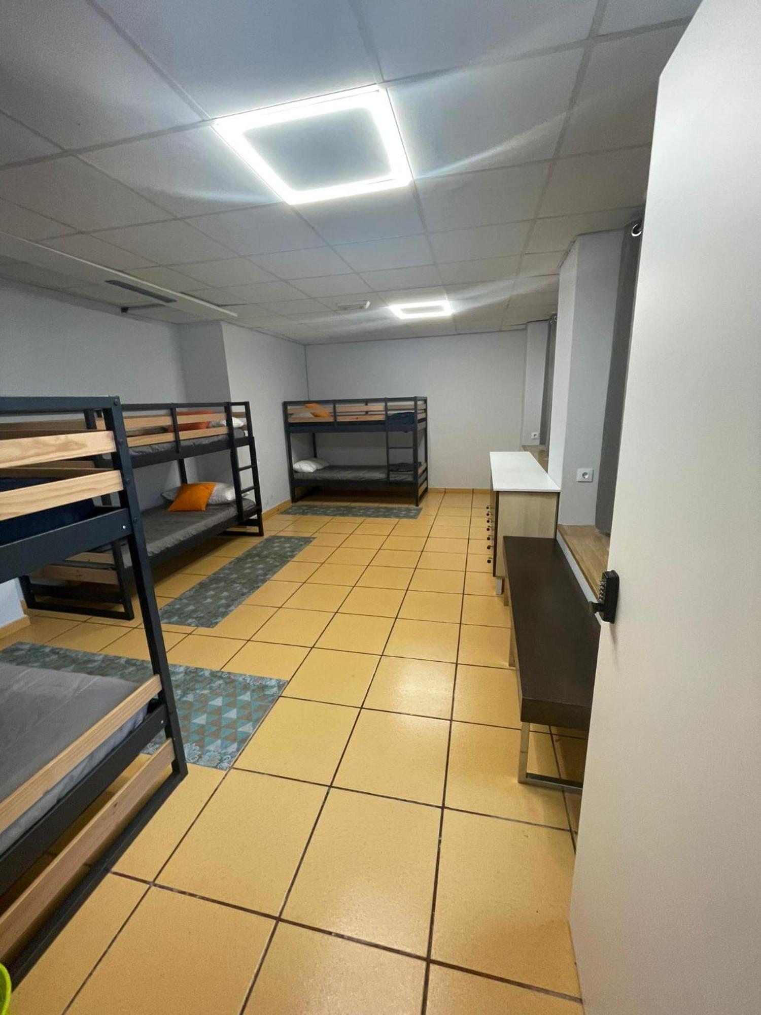Hostel Cangas Luaran gambar